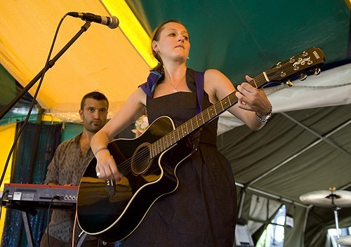 Venetia and the Voltage @ The Secret Garden Party 2008