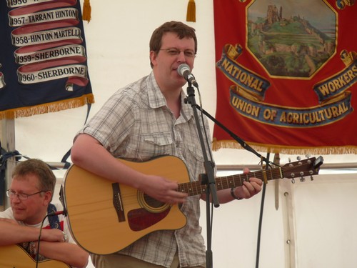 Alun Parry and Robb Johnson @ Tolpuddle Martyrs Festival and Rally 2009